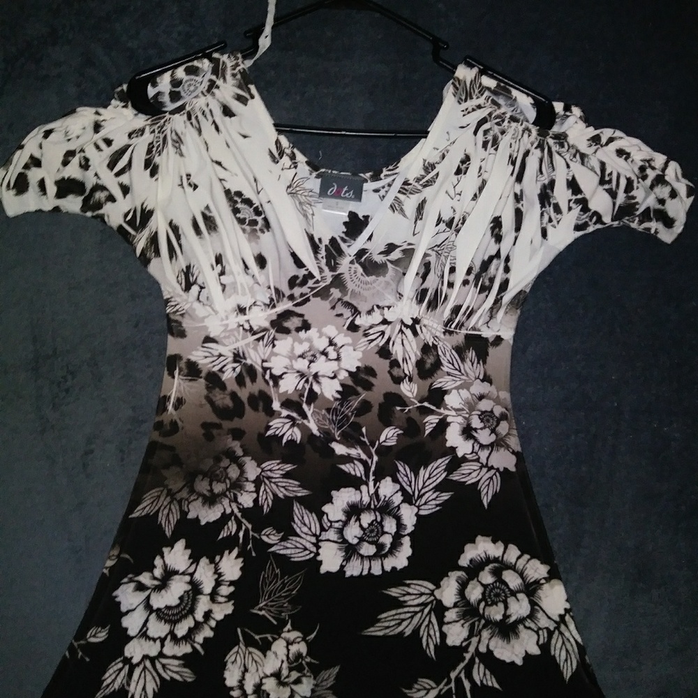 Dots Boutique blouse